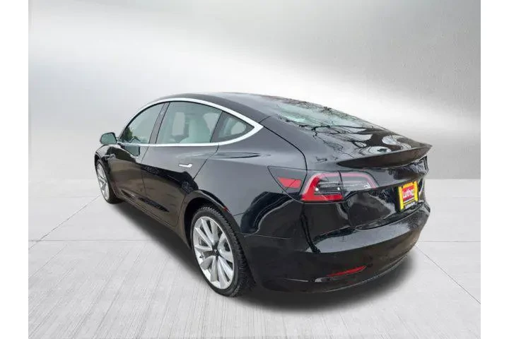 $16000 : Tesla Model 3 2019 AWD Long image 5