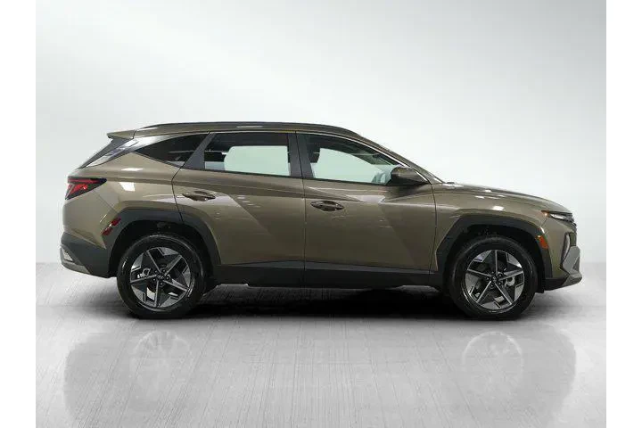 $30250 : Hyundai TUCSON Hybrid 2026 A image 6