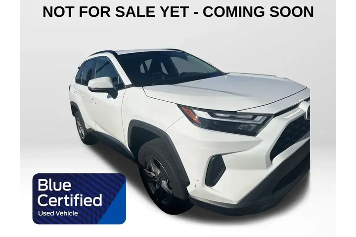 $28000 : Toyota RAV4 2024 XLE 4dr SUV image 1