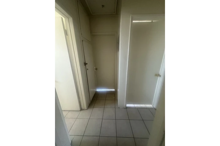 $2300 : Apartamento En Rosemead Ca image 8