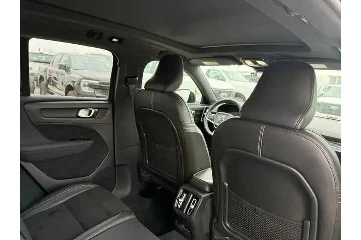 $24491 : Volvo XC40 Recharge 2021 eAW image 7