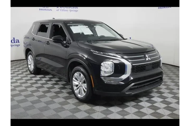 $27875 : Mitsubishi Outlander 2025 AW image 1