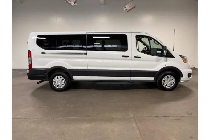 $28585 : Ford Transit 2022 350 XL 3dr image 2