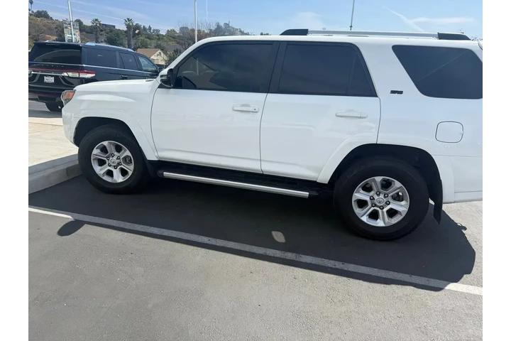 $39900 : Toyota 4Runner 2022 4x2 SR5 image 3