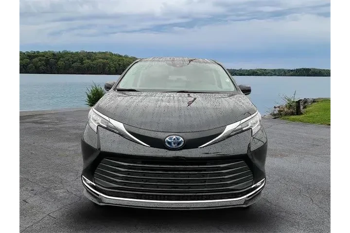 $34900 : Toyota Sienna 2022 XLE 8-Pas image 2