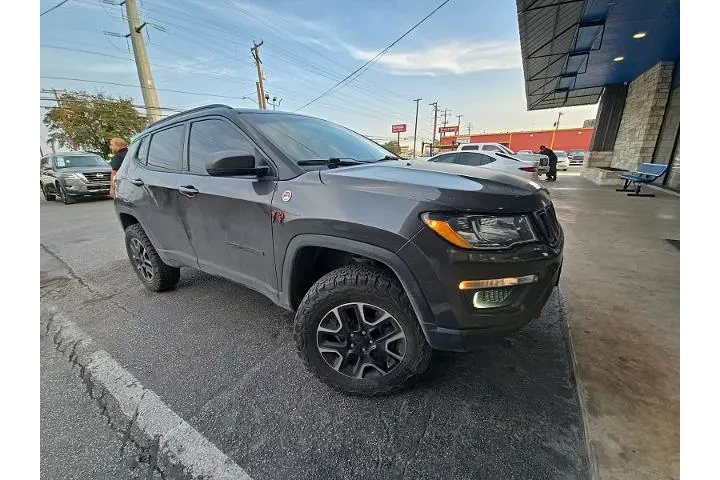 $17998 : Jeep Compass 2020 4x4 Trailh image 2