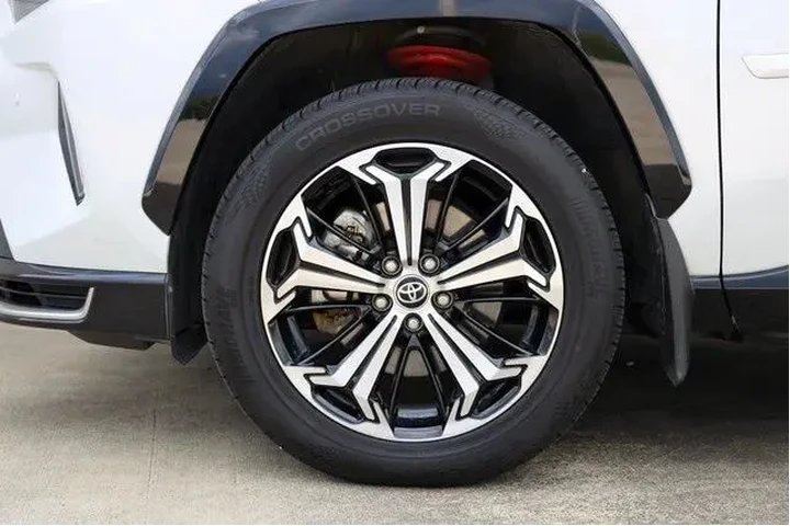 $39119 : Toyota RAV4 Prime 2023 AWD X image 9