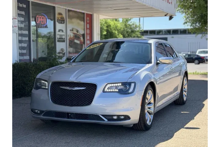 $17999 : 2019 300 Limited image 6