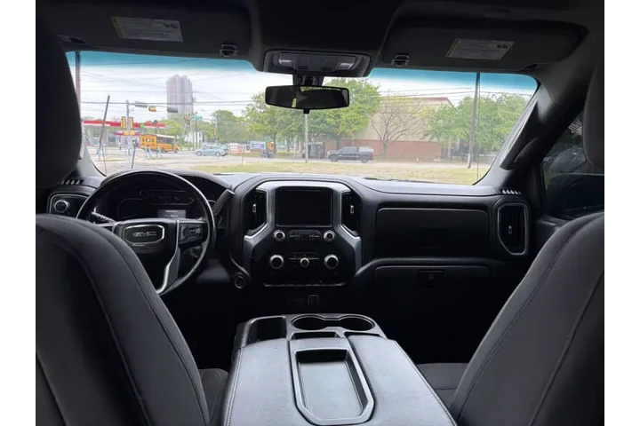 2020 GMC Sierra 1500 Elevation image 10