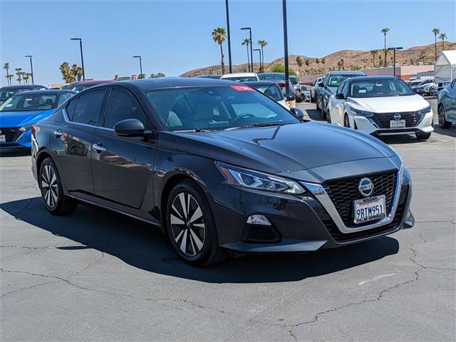 $20950 : 2022 Altima 2.5 SV image 6