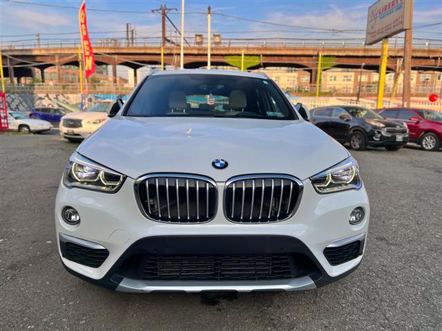 2016 BMW X1 XDRIVE28I image 3