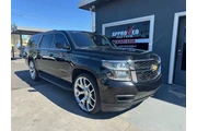 $20998 : 2016 Suburban LT thumbnail