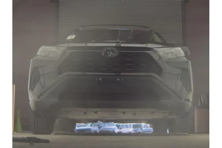 $22429 : Toyota RAV4 2021 AWD LE 4dr image 4