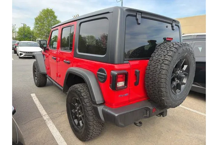 $33960 : Jeep Wrangler 2025 4x4 Willy image 4