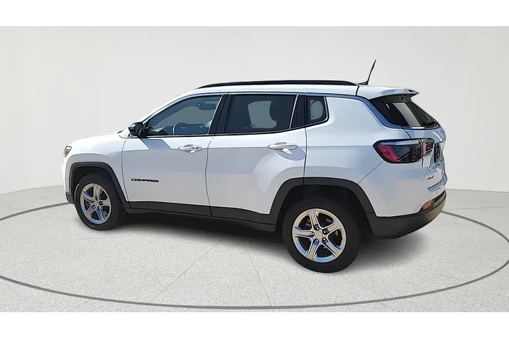 $17612 : Jeep Compass 2024 4x4 Latitu image 5
