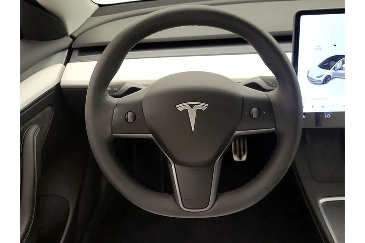 $27998 : Tesla Model 3 2022 AWD Long image 10