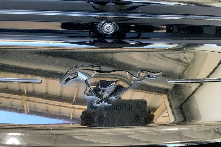 $13601 : Ford Mustang 2019 EcoBoost 2 image 9