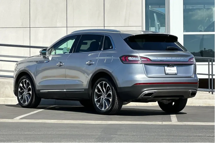 $30900 : Lincoln Nautilus 2021 Reserv image 5