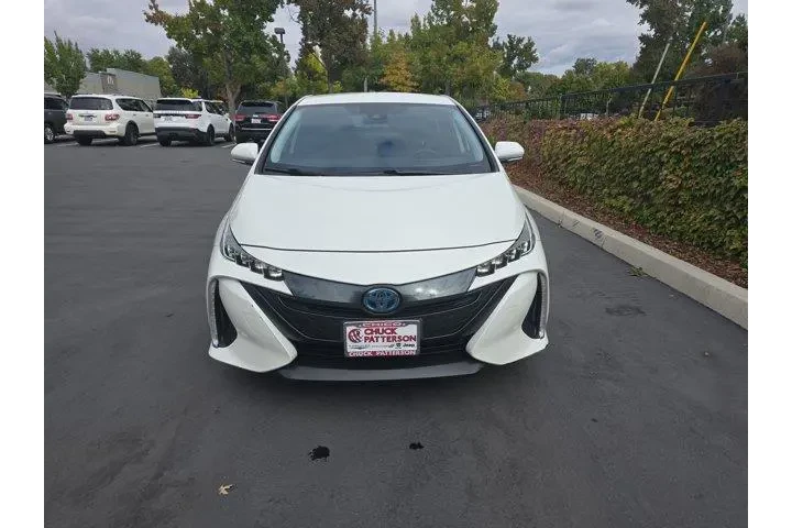 $25995 : Toyota Prius Prime 2020 XLE image 2