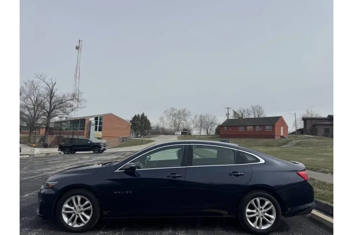 $7999 : 2018 Malibu LT image 7