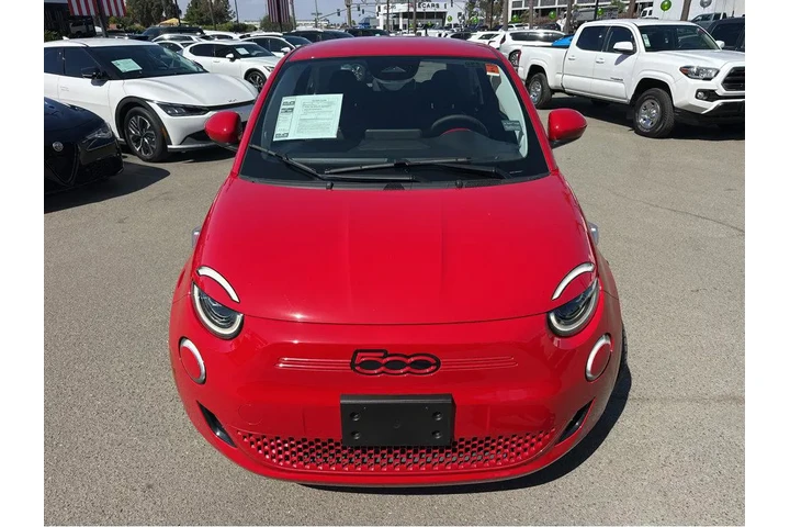$24477 : 2024 500e INSPI(RED) image 3