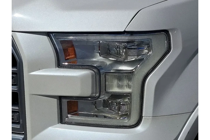 $28997 : Ford F-150 2017 4x4 Limited image 8