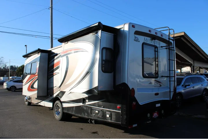 $39995 : 2013 E-450 image 6