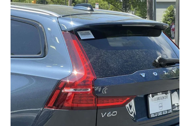 $27000 : Volvo V60 Cross Country 2020 image 8