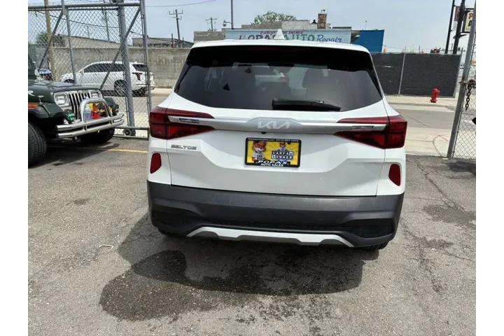 $16995 : 2023 Seltos LX image 8