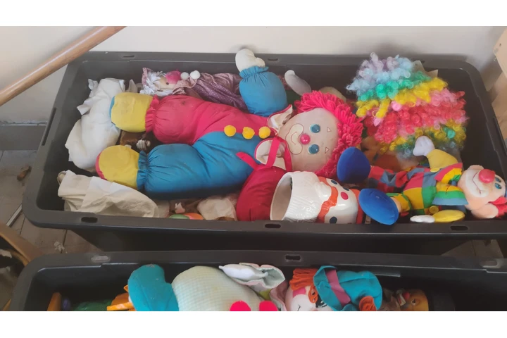 $600 : LOTE de Payasos de Ceramica image 7