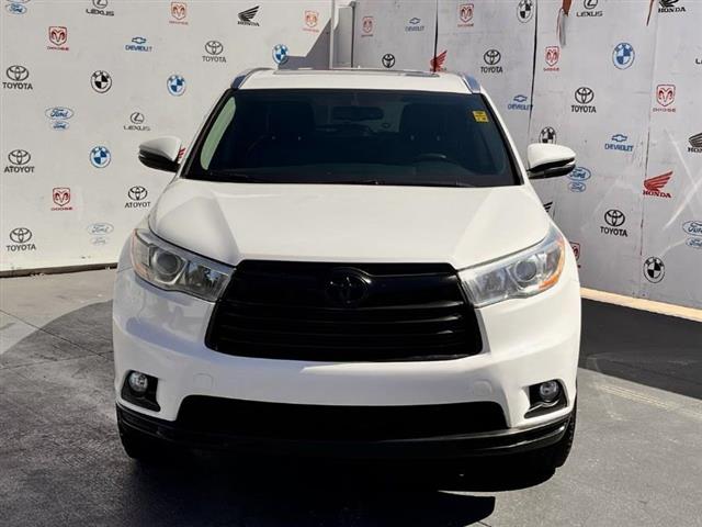 $19995 : Used 2016 Highlander FWD 4dr image 8