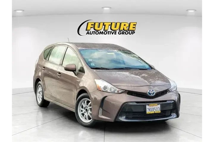 $14488 : Toyota Prius v 2016 Five 4dr image 1