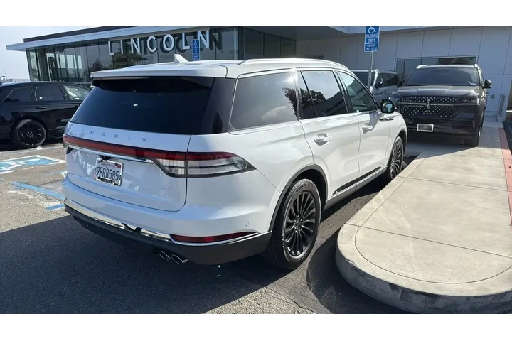 $33950 : Lincoln Aviator 2020 AWD Res image 1