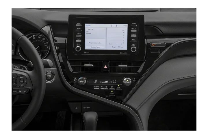 2023 Camry SE Sedan 4D image 7