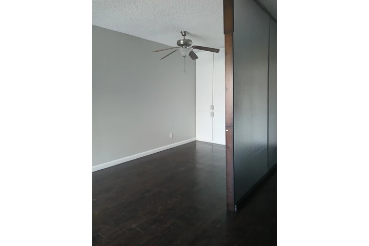 $650 : Sala compartida 3rd/vermont image 3