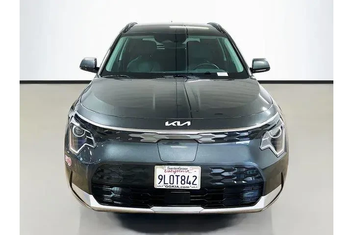 $20960 : Kia Niro EV 2024 Wind 4dr Cr image 2