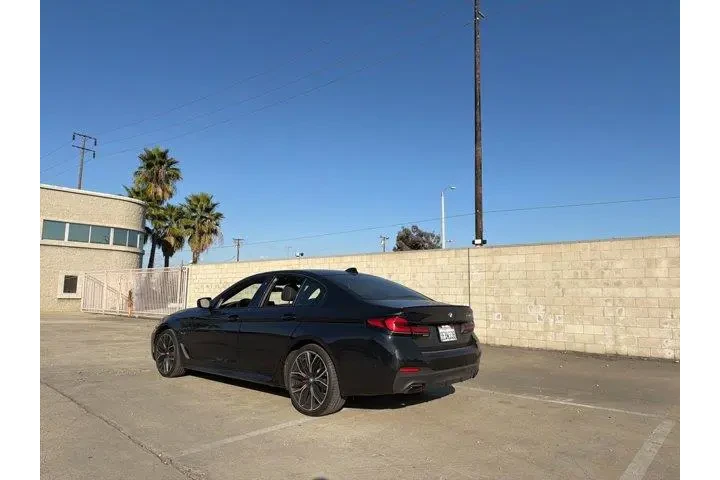 $38998 : BMW 5 Series 2023 530e 4dr S image 3