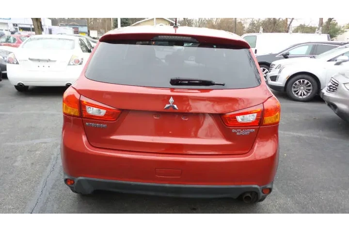 $10900 : 2016 Outlander Sport ES image 9