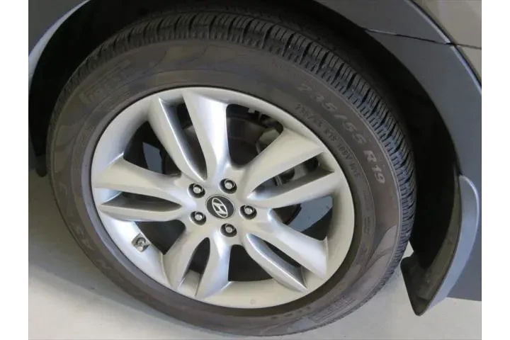 $8988 : Hyundai SANTA FE Sport 2014 image 9