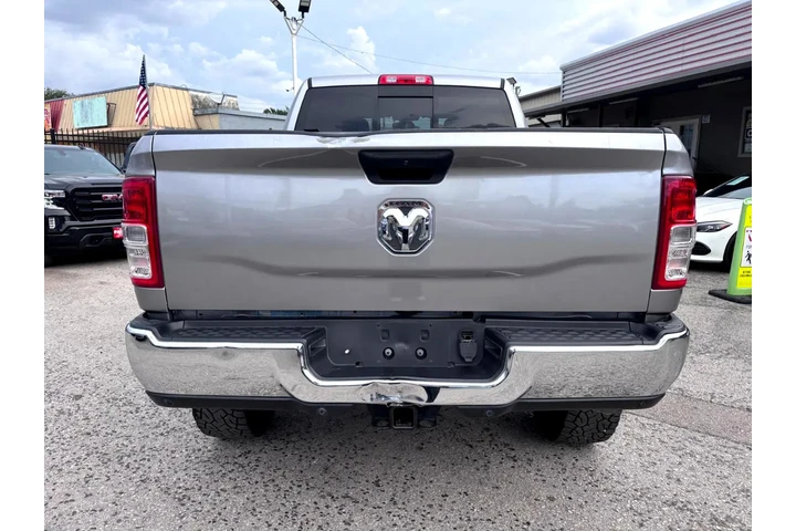 2019 RAM 2500 Tradesman 4x4 C image 4