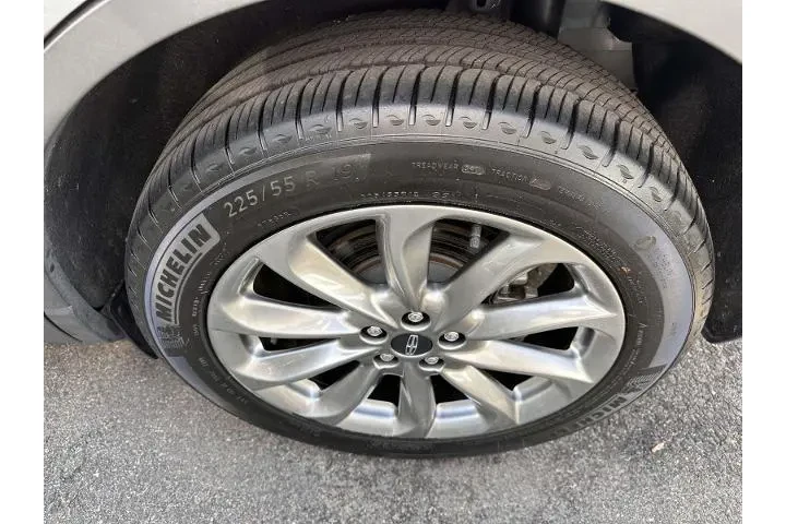 $29990 : Lincoln Corsair 2022 AWD Sta image 7