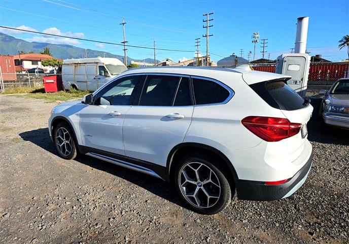 2017 BMW X1 image 6