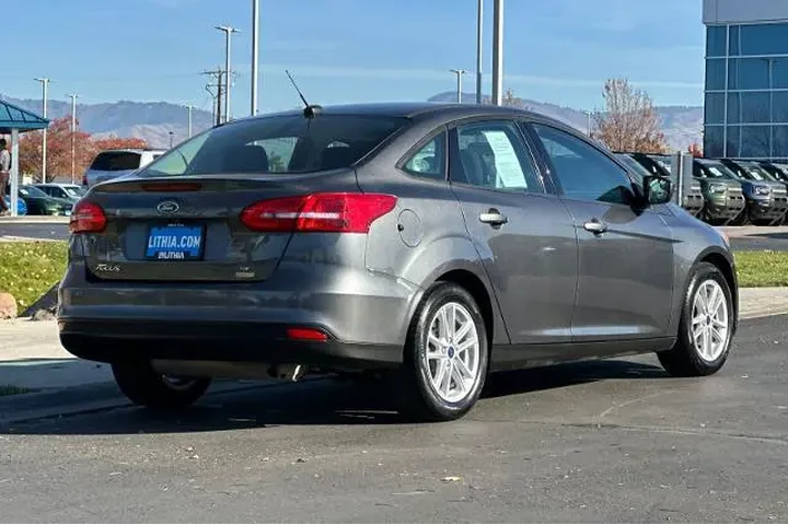 $5995 : Ford Focus 2018 SE 4dr Sedan image 2