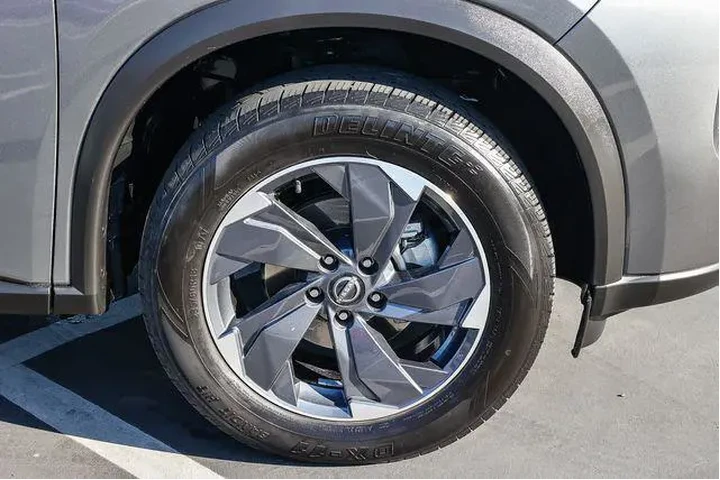 $19998 : Nissan Rogue 2024 SV 4dr Cro image 9