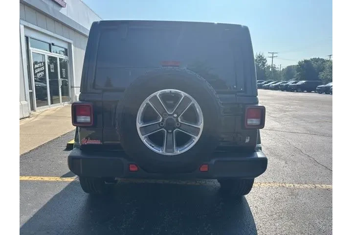 Jeep Wrangler Unlimited 2022 image 8