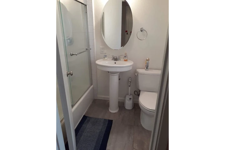 $900 : CUARTO EN BUENA PARK image 4