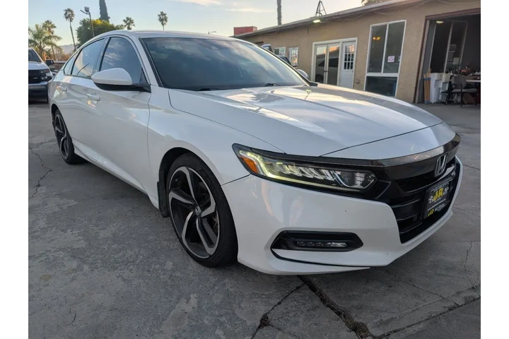 $21995 : 2018 Accord Sport image 3