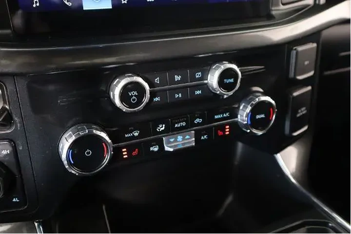 $38664 : Ford F-150 2023 4x4 XL 4dr S image 8