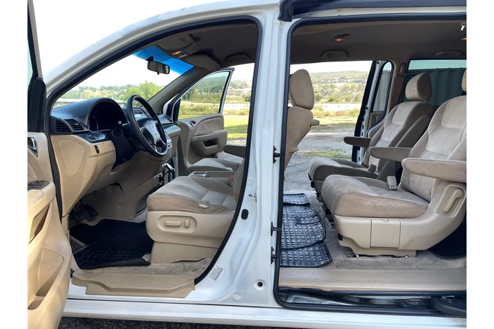 $4500 : HONDA ODYSSEY image 5