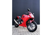 Honda CBR300R Gris Mate Metali en Los Angeles